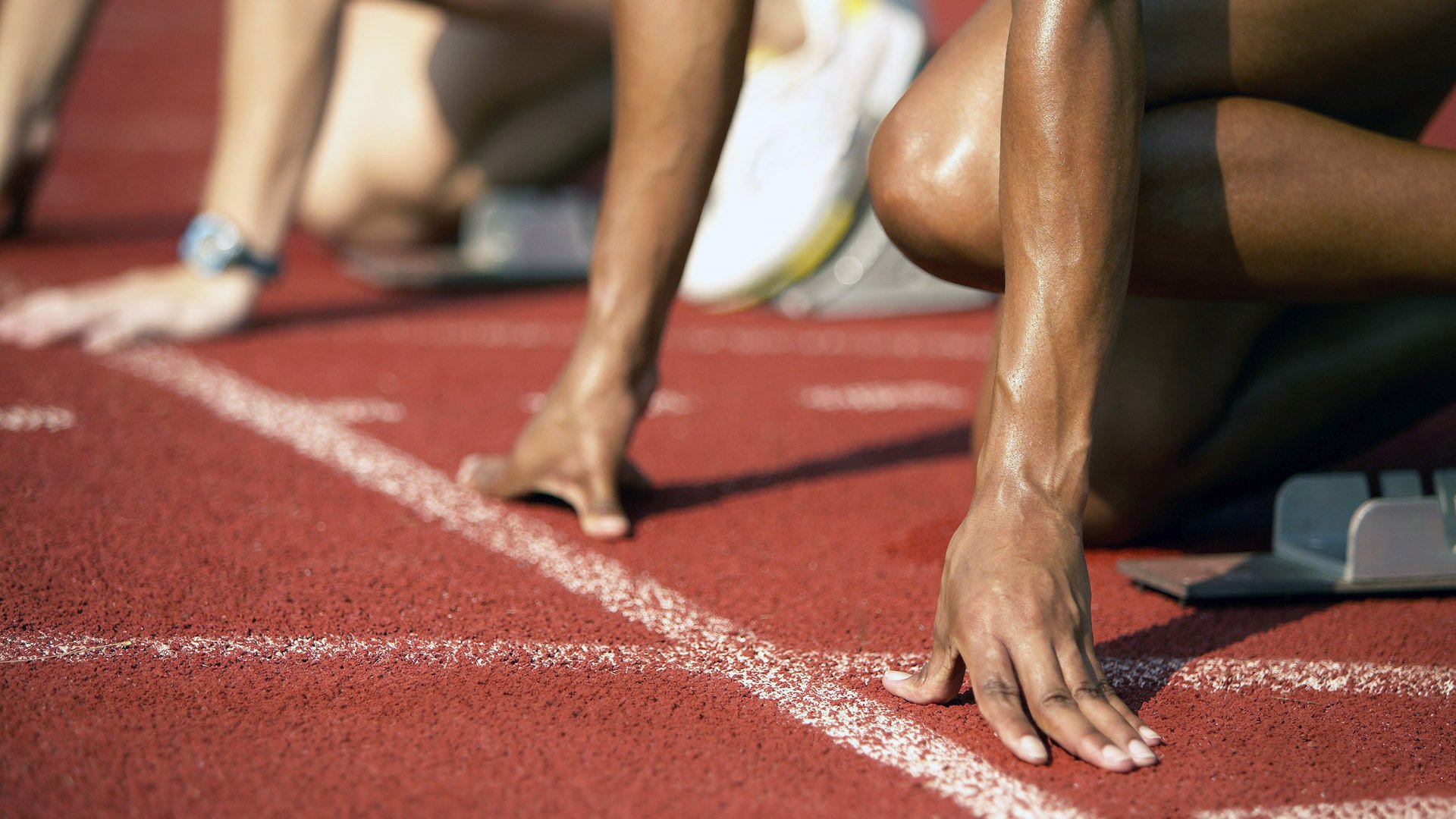 “德甲争冠势头强劲，领头羊全力以赴”，德甲争四